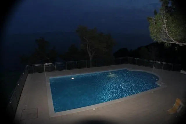 Luxuswohnung mit Panoramablick über dem Strand Mogren in Budva, Komoševina — photo 14